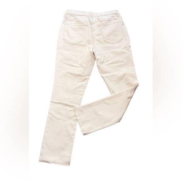 Oliver Logan Crosby Relaxed Creamy White Jeans - Picture 2 of 8